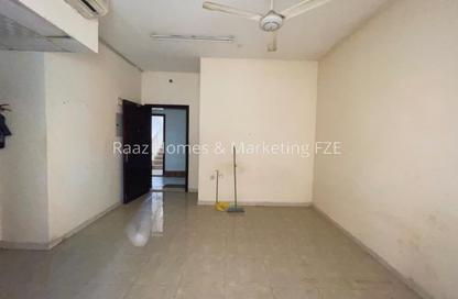 Apartment - Studio - 1 for rent in Al Butina 9 Building - Al Butina - Sharjah Apartment - Studio - 1 for rent in Al Butina 9 Building - Al Butina - Sharjah
