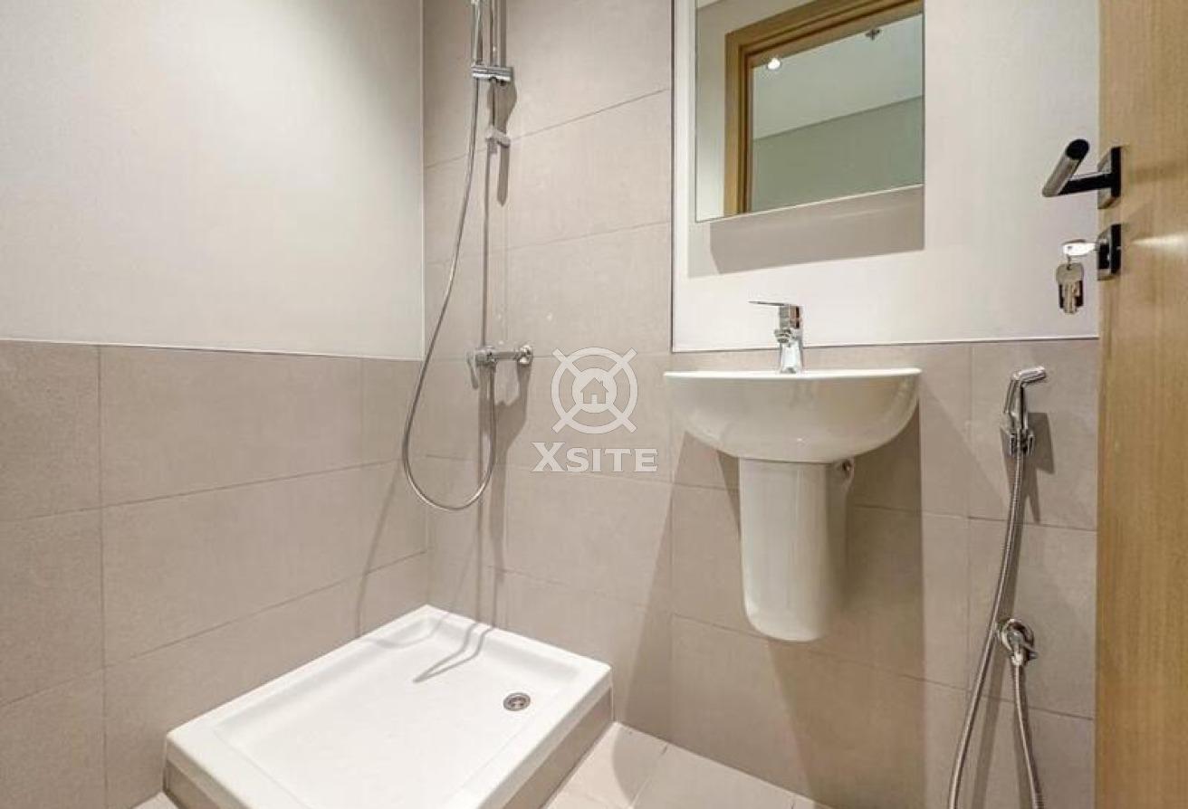 Spacious 3 BR | Well Lit | Ready to Move photo 17