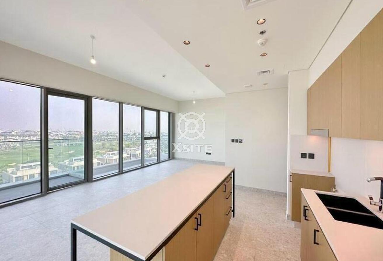 Spacious 3 BR | Well Lit | Ready to Move photo 10