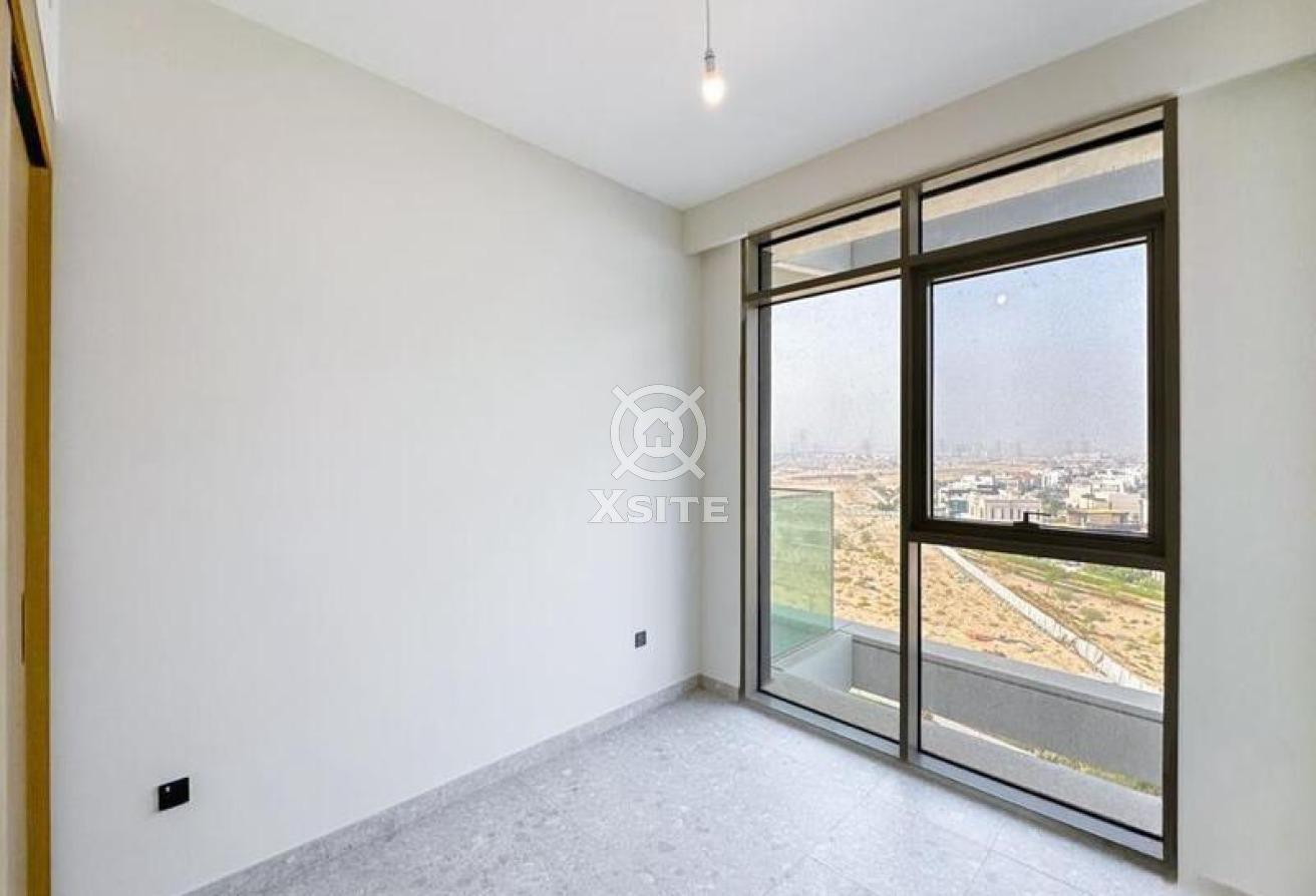 Spacious 3 BR | Well Lit | Ready to Move photo 6