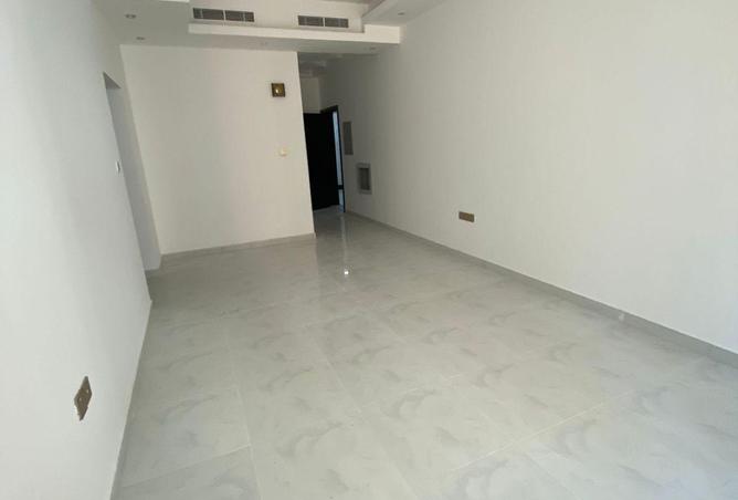 62469828 - Property Image 3