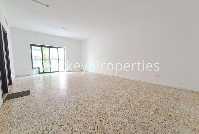 69892500 - صورة العقار 3