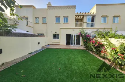 فيلا - 3 غرف نوم - 3 حمامات للايجار في الينابيع 15 - الينابيع - دبي