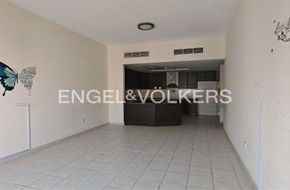 Apartment - 2 - 3 for sale in Building 158 - Contemporary Cluster - Discovery Gardens - Dubai