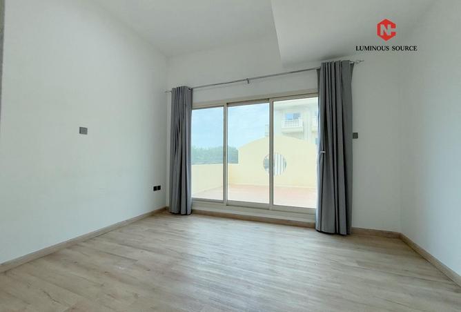 73116708 - Property Image 3