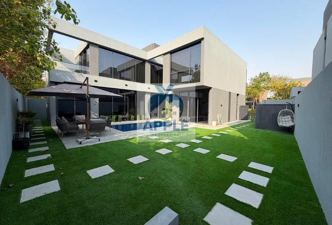 141893700 - Property Main Image