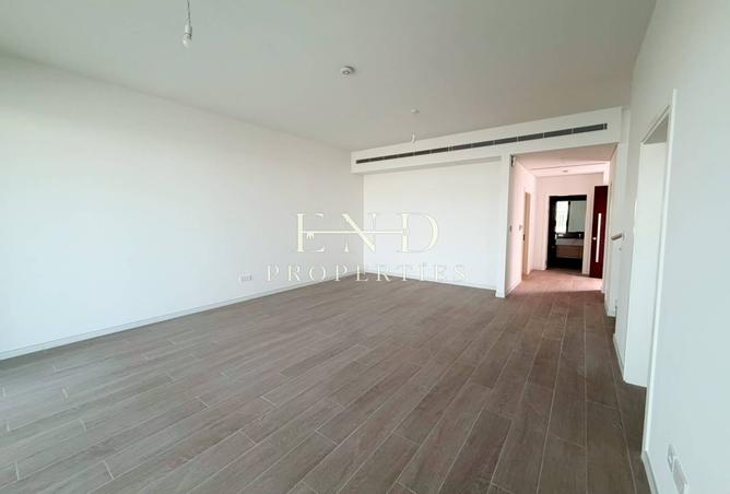 130200104 - Property Image 3