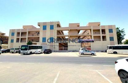 سكن عمال - استوديو - 8 حمامات للايجار في سونابور - المحيصنة - دبي