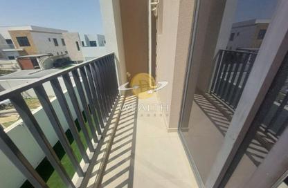 Villa - 4 - 5 for sale in Nasma Residence - Al Tai - Sharjah