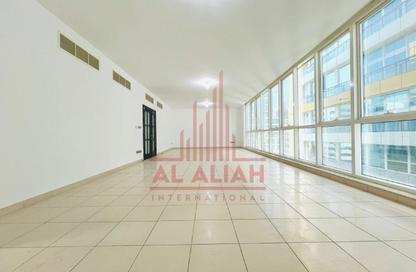 Apartment - 3 - 4 for rent in Al Najda Street - Abu Dhabi