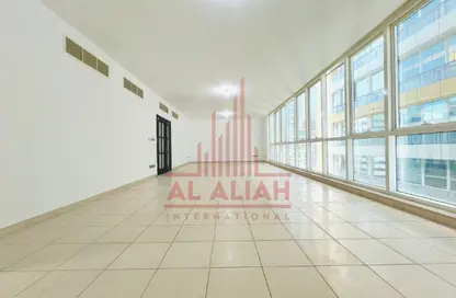 Apartment - 3 Bedrooms - 4 Bathrooms for rent in Al Najda Street - Abu Dhabi