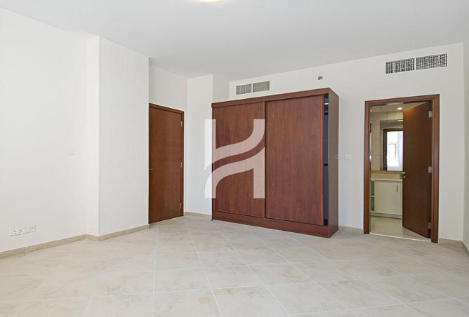130228209 - Property Image 3