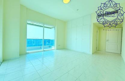 Apartment - 3 Bedrooms - 3 Bathrooms for rent in Sahara Tower - Sheikh Zayed Road - Dubai