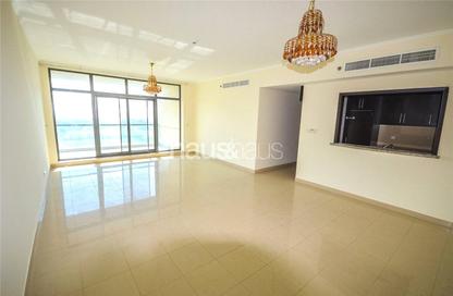 Apartment - 2 Bedrooms - 2 Bathrooms for rent in The Links West Tower - The Links - The Views - Dubai