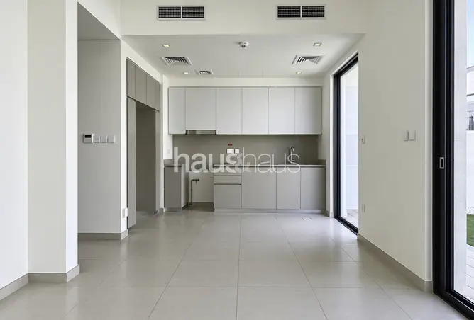 154614413 - Property Image 3