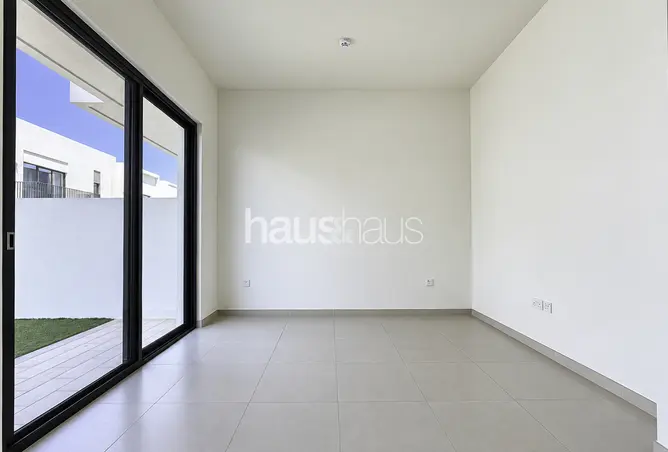 154614413 - Property Image 2