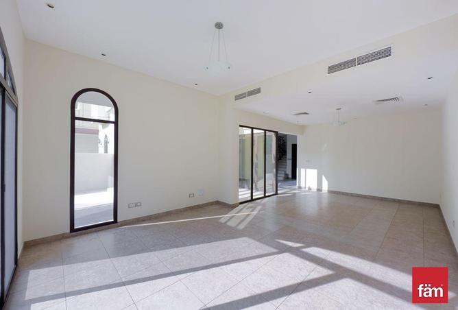 103239842 - Property Main Image