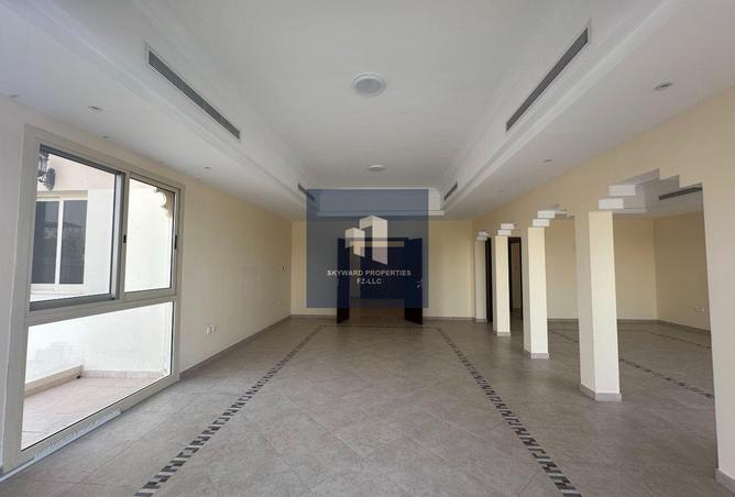 76166249 - Property Image 3