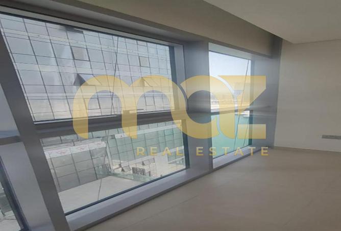 82802856 - Property Main Image