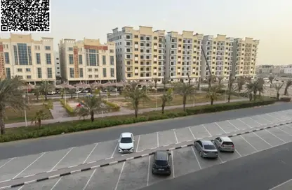 شقة - 2 غرف نوم - 3 حمامات للبيع في قرية الاميرة - الياسمين - عجمان