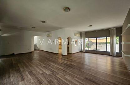 Villa - 4 - 4 for rent in Jumeirah 3 Villas - Jumeirah 3 - Jumeirah - Dubai