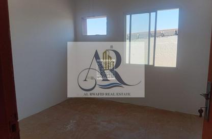 Labor Camp - Studio - 7+ Bathrooms for rent in Al Jurf Industrial 2 - Al Jurf Industrial - Ajman Labor Camp - Studio - 7+ Bathrooms for rent in Al Jurf Industrial 2 - Al Jurf Industrial - Ajman