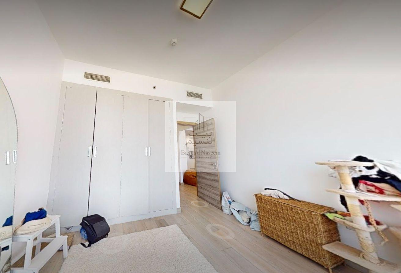 Furnished | Balcony | High Floor photo 3