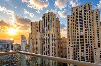 Apartment - 2 Bedrooms - 3 Bathrooms for rent in Marina Wharf 2 - Marina Wharf - Dubai Marina - Dubai