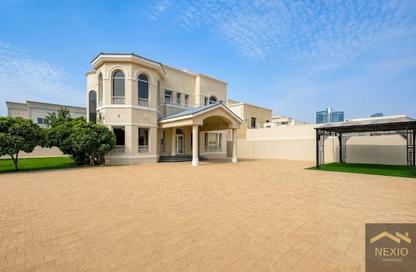 Villa - 4 - 5 for rent in Nad Al Sheba 4 - Nad Al Sheba - Dubai