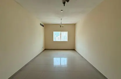 شقة - غرفة نوم - 1 حمام للايجار في بناية أبو شغارة - أبو شغارة - الشارقة