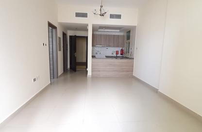 Apartment - 1 - 2 for rent in Al Falak Residence - Dubai Silicon Oasis - Dubai Apartment - 1 - 2 for rent in Al Falak Residence - Dubai Silicon Oasis - Dubai