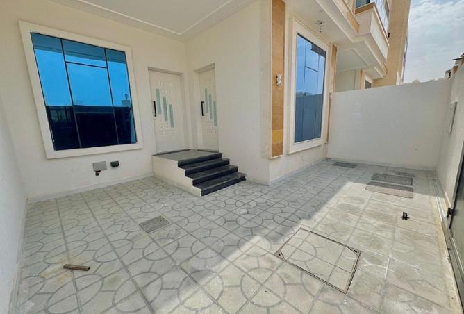 96110172 - Property Image 2