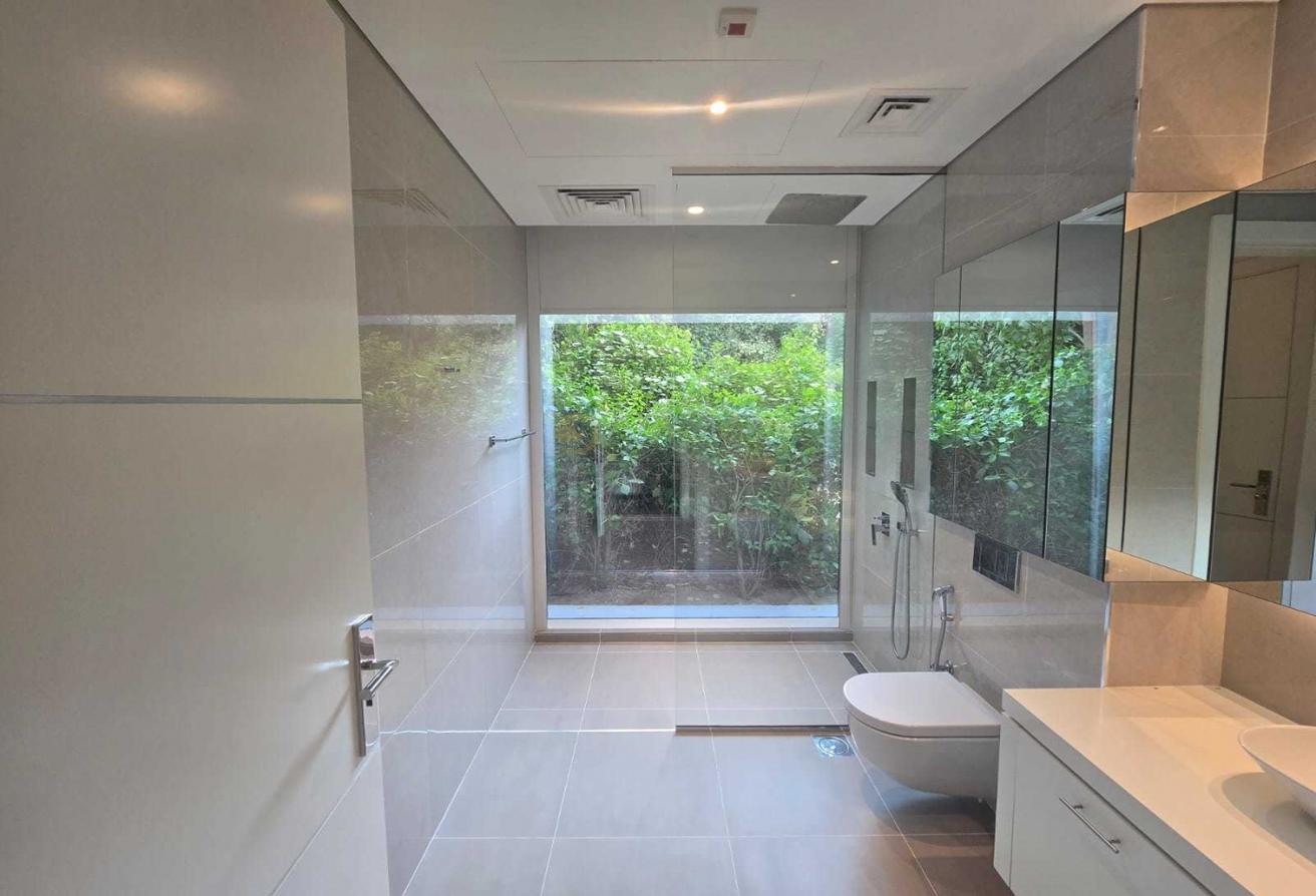Rare Ground Floor |Wrapped in Lush Greenery|Vacant photo 26