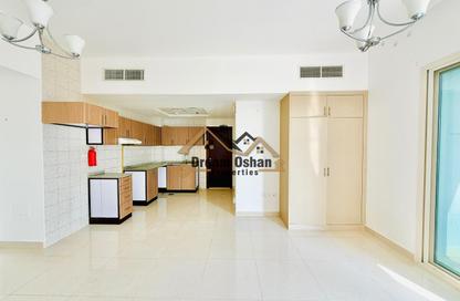 Apartment - Studio - 1 Bathroom for rent in I D Blu Building - International City Phase 2 - Al Warsan 4 - Al Warsan - Dubai Apartment - Studio - 1 Bathroom for rent in I D Blu Building - International City Phase 2 - Al Warsan 4 - Al Warsan - Dubai