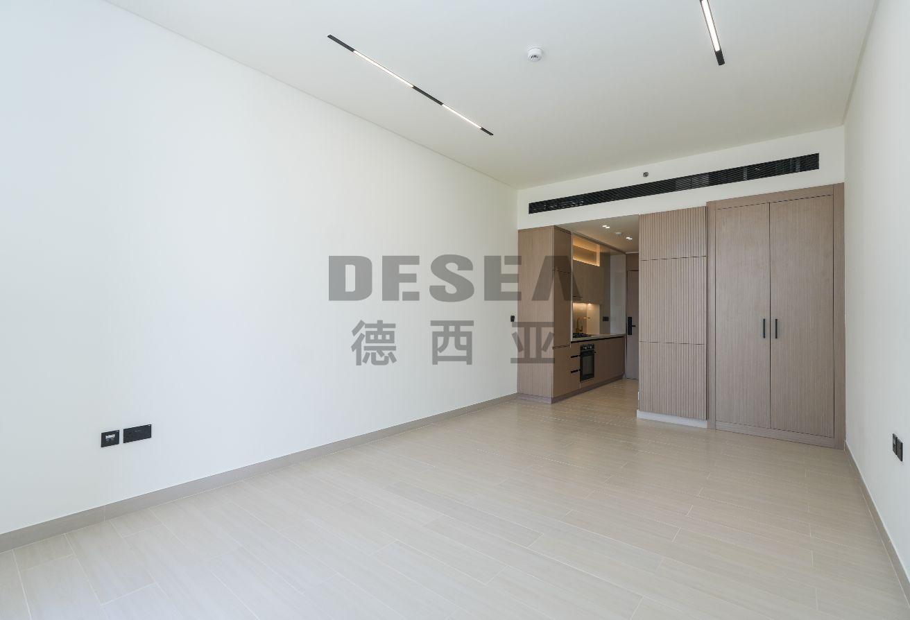 Vacant | Negotiable Furnishing | Smart Home