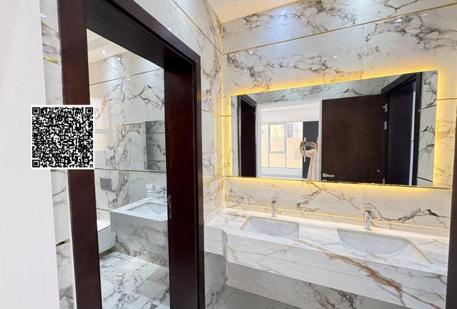 105110728 - Property Image 3