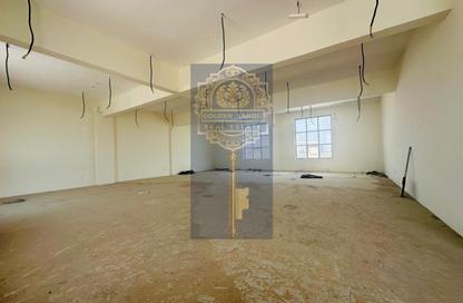 Show Room - Studio - 5 for rent in Al Rahmaniya - Sharjah