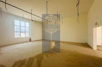 Show Room - Studio - 5 for rent in Al Rahmaniya - Sharjah