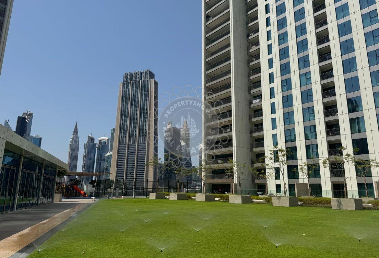 3 BR| Burj Khalifa View| Spacious| Furnished photo 18