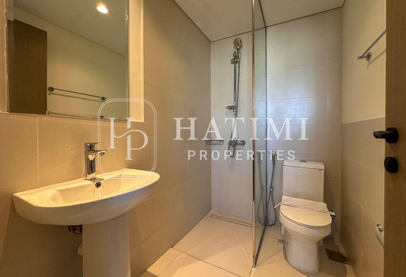 5 Bed Single Row | End-Corner | Spacious Layout photo 23