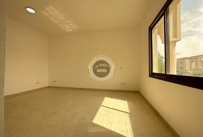 72724801 - Property Image 2