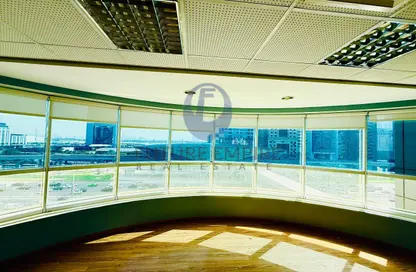 Office Space - 1 Bedroom - 1 Bathroom for rent in Millennium Executive Tower - Sheikh Zayed Road - Dubai