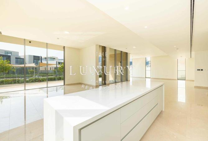 83647710 - Property Image 3