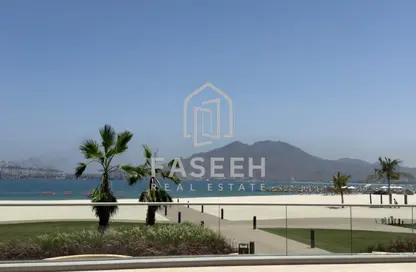 Apartment - 2 Bedrooms - 2 Bathrooms for sale in Khor Fakkan Resort - Khor Fakkan - Sharjah