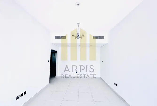 162808275 - Property Image 3