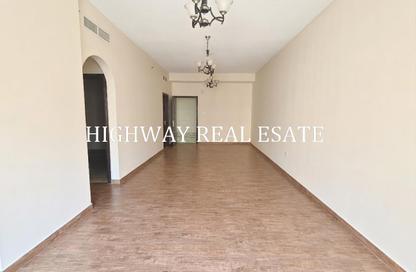 Apartment - 2 - 2 for rent in Muwaileh 29 Building - Muwaileh - Sharjah