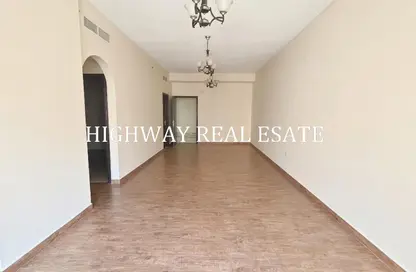 Apartment - 2 Bedrooms - 2 Bathrooms for rent in Muwaileh 29 Building - Muwaileh - Sharjah