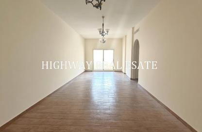Apartment - 2 - 2 for rent in Muwaileh 29 Building - Muwaileh - Sharjah