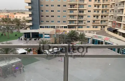 شقة - 3 غرف نوم - 4 حمامات للايجار في برج 2 - الريف داون تاون - الريف - أبوظبي