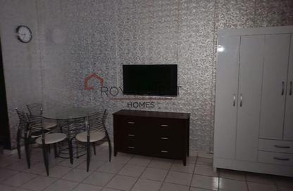 Apartment - Studio - 1 Bathroom for rent in Building Y20 - England Cluster - International City - Dubai Apartment - Studio - 1 Bathroom for rent in Building Y20 - England Cluster - International City - Dubai